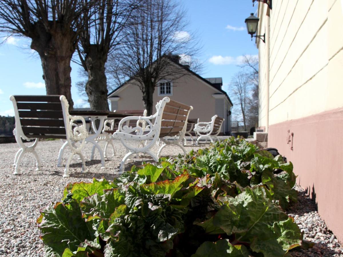 Soedertuna Slott Gnesta Exterior photo