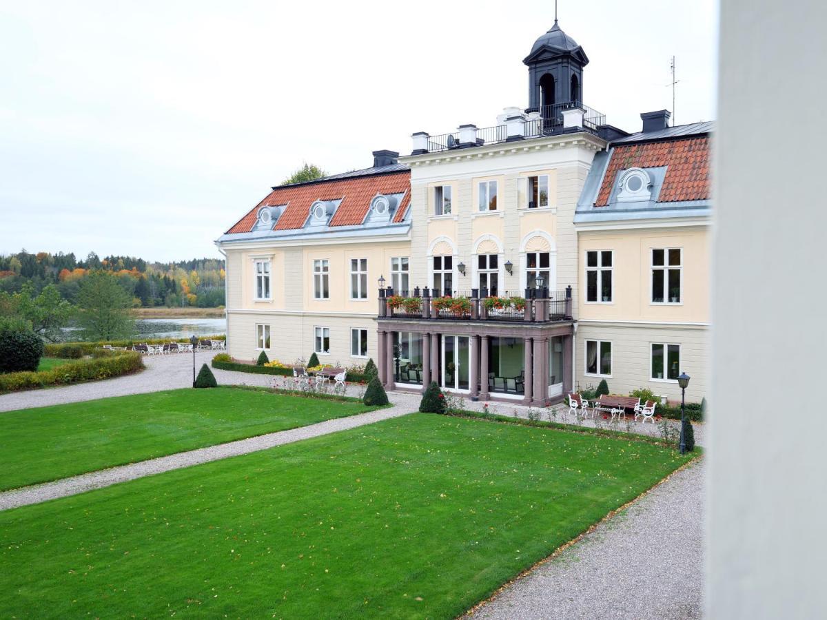 Soedertuna Slott Gnesta Exterior photo