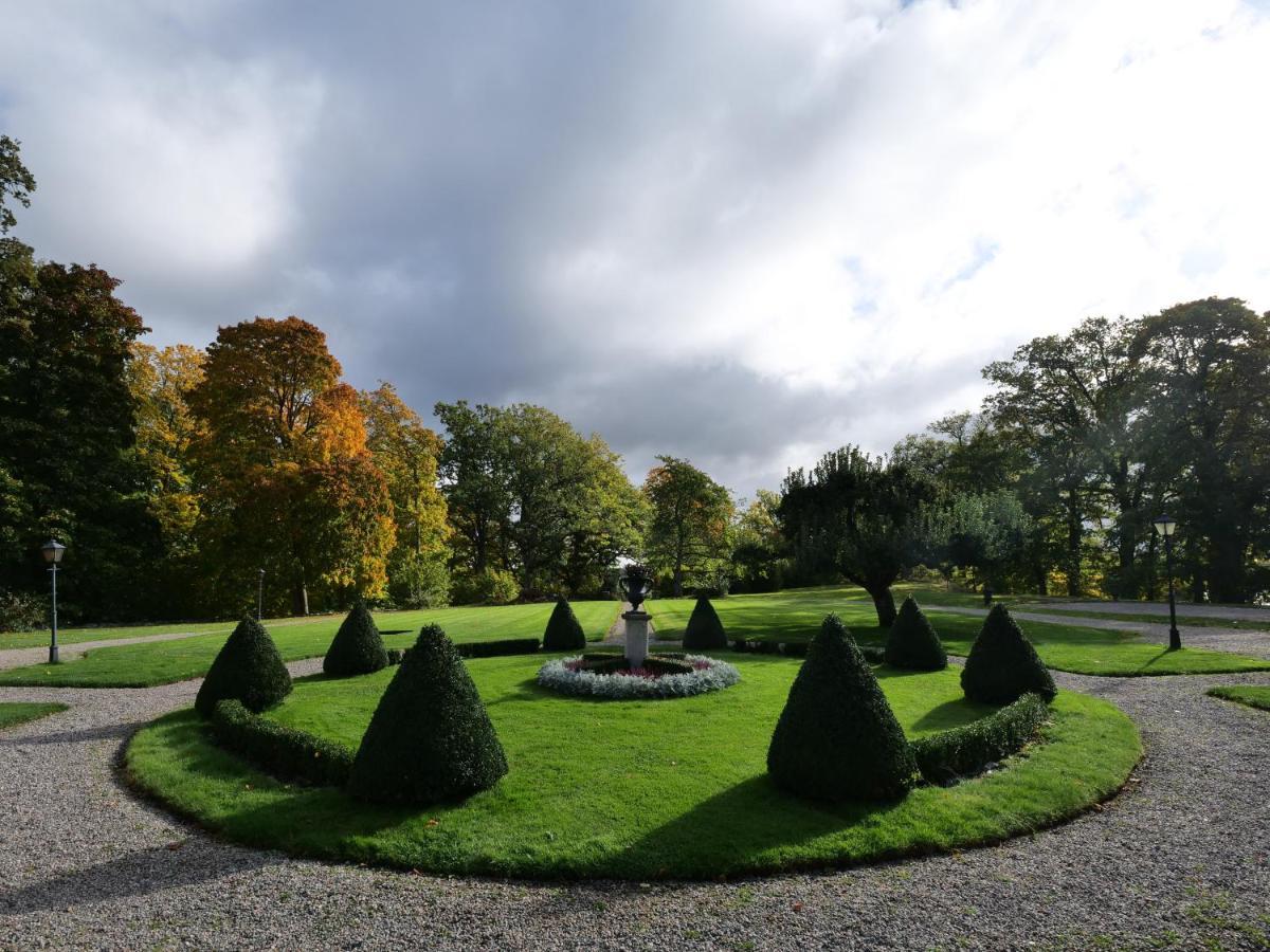 Soedertuna Slott Gnesta Exterior photo